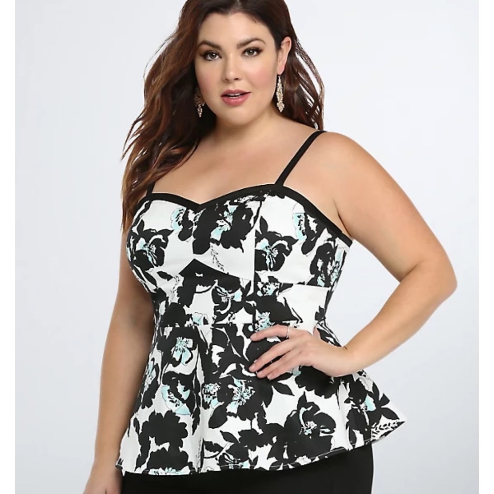 NWOT Torrid Floral Sateen Peplum Top Size 5